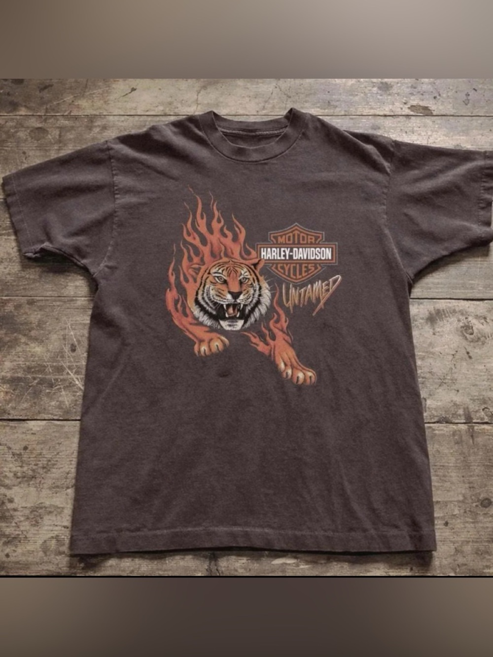 Harley-Davidson Tiger Graphic Tee Vintage Motorcycle shirt - Reprint